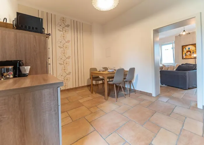 Apartman Stylish By The Rhine River *